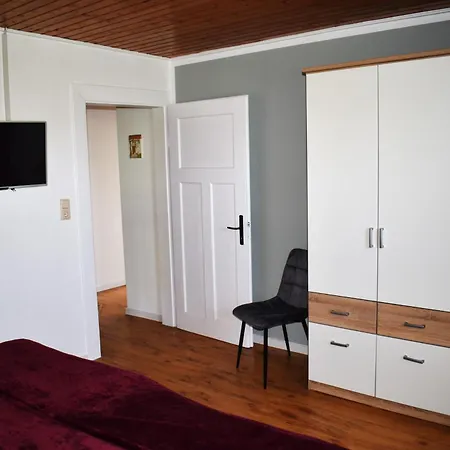 Auf Poetsch Minderlittgen