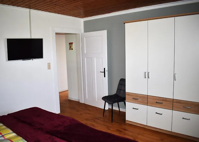 Auf Poetsch Minderlittgen