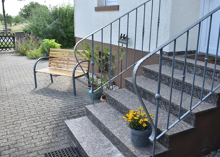 Auf Poetsch Minderlittgen